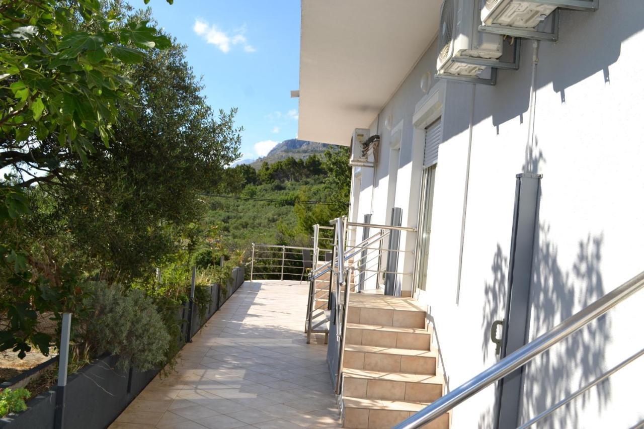Suncana Sara Tučepi Exterior foto